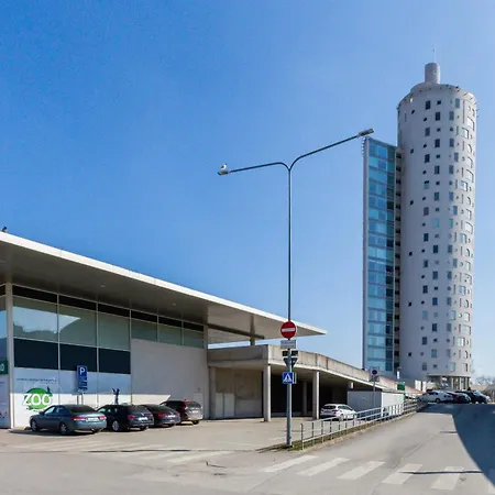 Skyline 14th Floor *