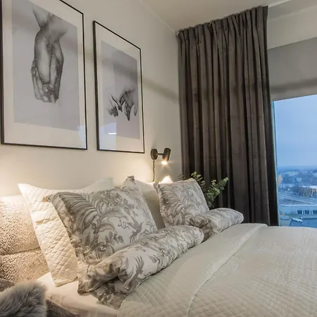 דירה Skyline 14th Floor טרטו