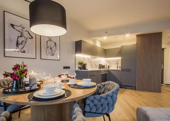 Skyline 14th Floor Апартаменты